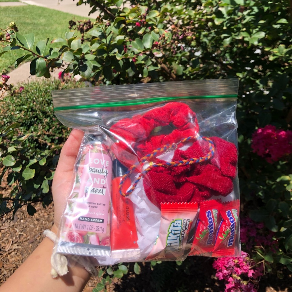 request a color bundle! - Picture 2 of 3